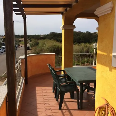 Yellow House Holiday home Santa Teresa Gallura