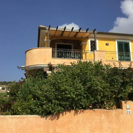 Yellow House Santa Teresa Gallura